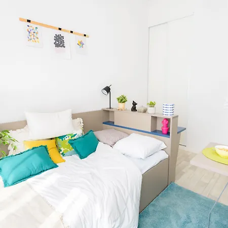 Sweetly Alexandrin 3*