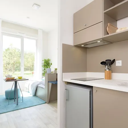 Sweetly Alexandrin 3*