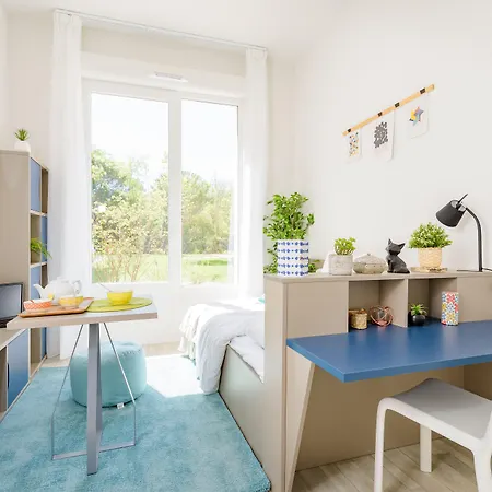 Sweetly Alexandrin 3*