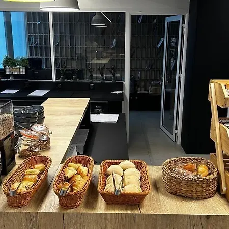 Sweetly Alexandrin Apart-hotel 3*