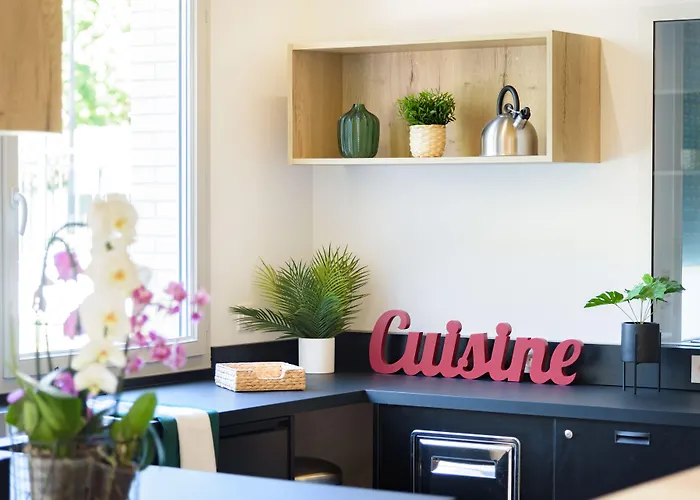 מלון דירות Sweetly Alexandrin 3*