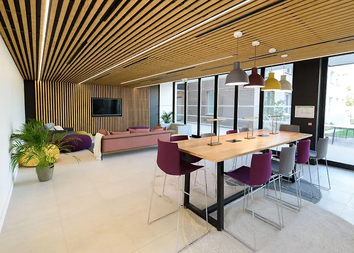 Lejlighedshotel Sweetly Alexandrin 3*